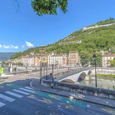 Апартаменты R'studio 25 Hyper Centre *